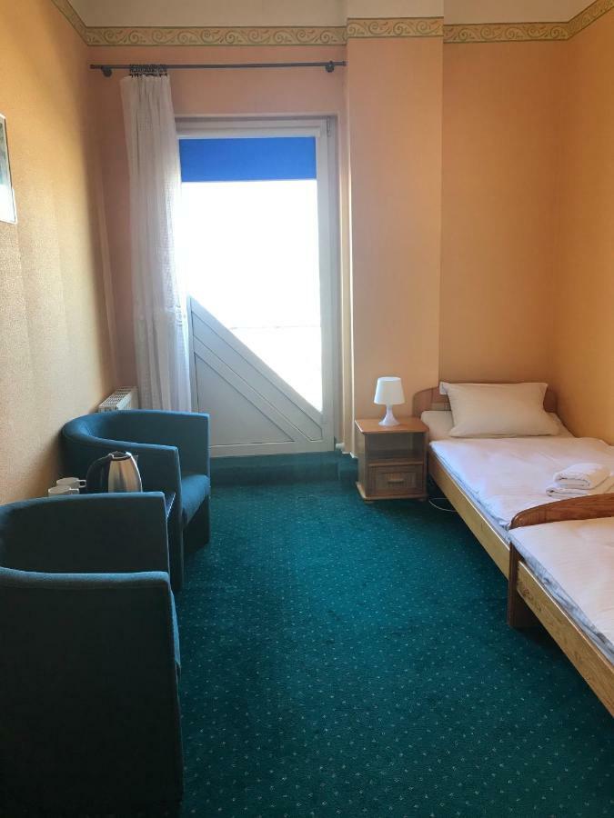 Zajazd Dajana Ustka Exteriör bild